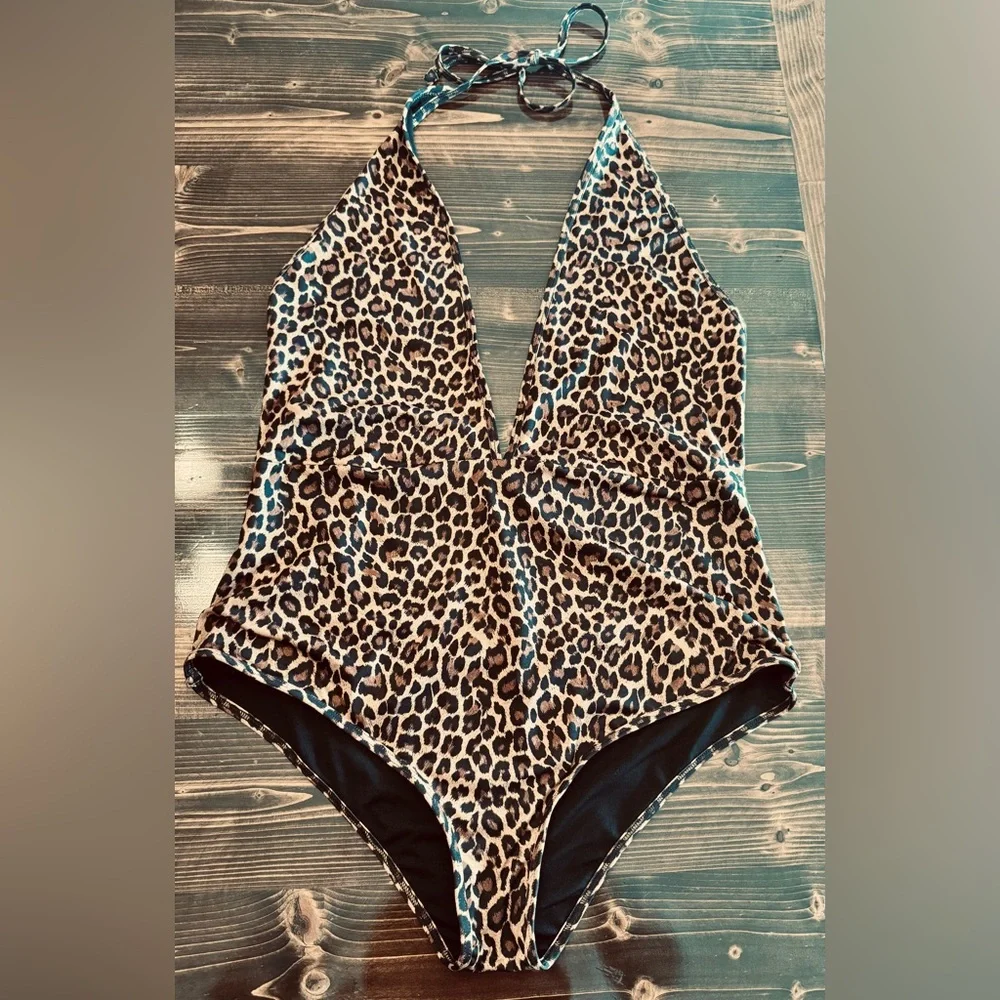 Frederick's of‎ Hollywood Plunging Halter Leopard Print One Piece Swimsuit 2X